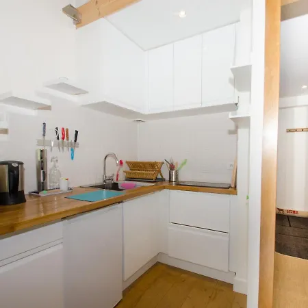 A Avec Parking, Proche Du Centre - Fr-1-343-203 Apartamento